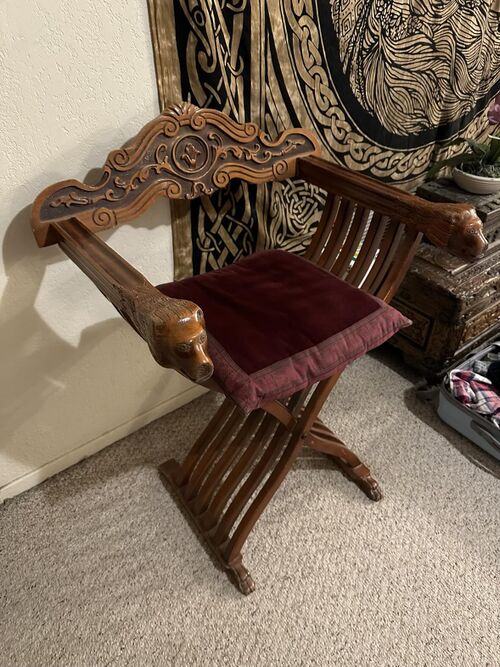 01 Photo in House.jpg